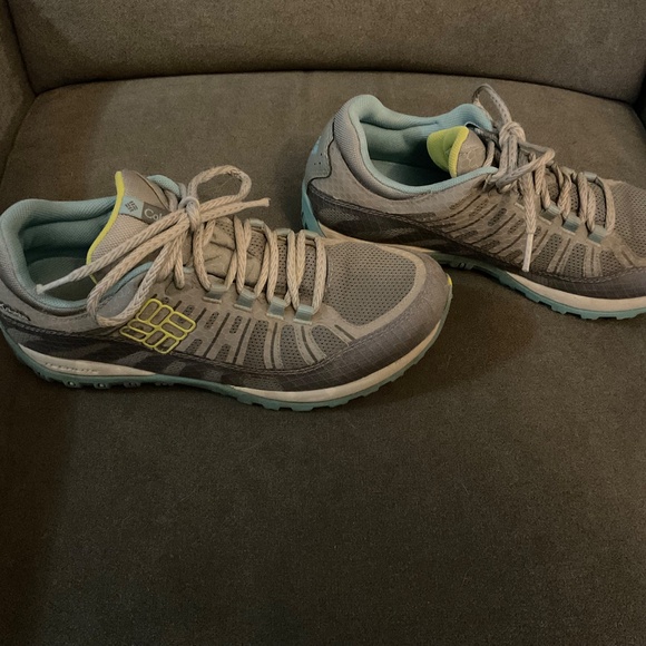Columbia Waterproof Hiking Shoes Size 8 - Picture 4 of 8